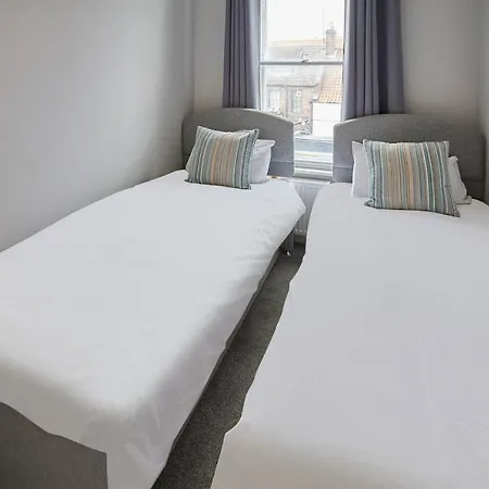 Host & - The Runswick At Brunswick Apartment Whitby